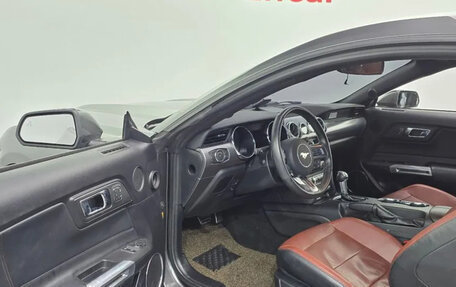Ford Mustang VI рестайлинг, 2022 год, 2 950 000 рублей, 6 фотография