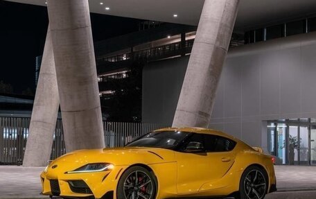 Toyota Supra, 2022 год, 6 000 000 рублей, 3 фотография