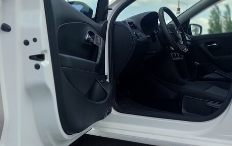 Volkswagen Polo VI (EU Market), 2012 год, 720 000 рублей, 12 фотография