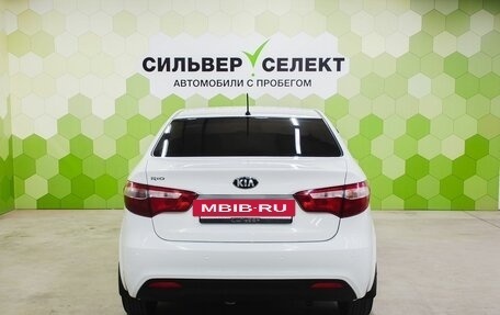 KIA Rio III рестайлинг, 2014 год, 800 000 рублей, 4 фотография