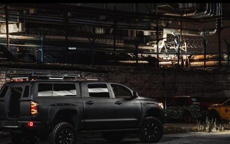 Toyota Tundra II, 2014 год, 8 500 000 рублей, 2 фотография