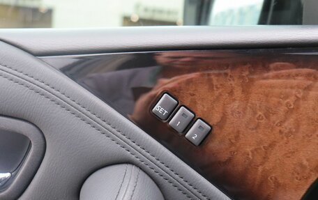 Infiniti QX56, 2011 год, 2 260 000 рублей, 12 фотография