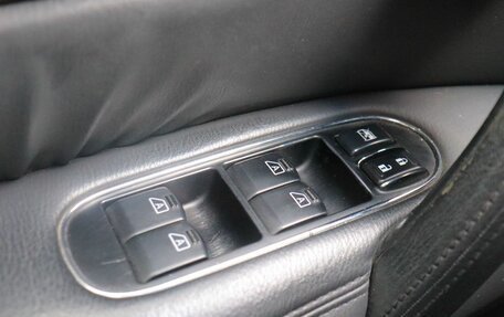 Infiniti QX56, 2011 год, 2 260 000 рублей, 13 фотография