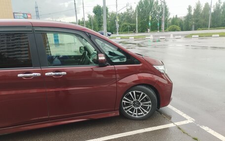 Honda Stepwgn IV, 2015 год, 1 900 000 рублей, 2 фотография