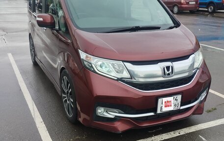 Honda Stepwgn IV, 2015 год, 1 900 000 рублей, 12 фотография