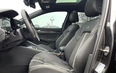 Volkswagen Golf VIII, 2021 год, 1 400 000 рублей, 4 фотография