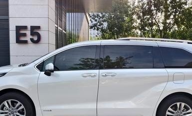 Toyota Sienna, 2021 год, 3 845 000 рублей, 7 фотография