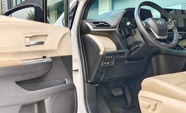 Toyota Sienna, 2021 год, 3 845 000 рублей, 12 фотография