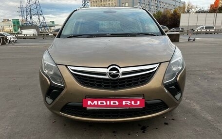 Opel Zafira C рестайлинг, 2013 год, 730 000 рублей, 5 фотография