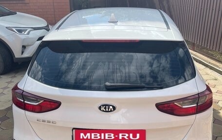 KIA cee'd III, 2018 год, 1 650 000 рублей, 2 фотография