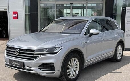 Volkswagen Touareg III, 2018 год, 4 000 000 рублей, 1 фотография