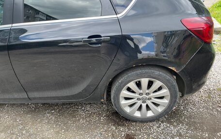 Opel Astra J, 2011 год, 550 000 рублей, 3 фотография