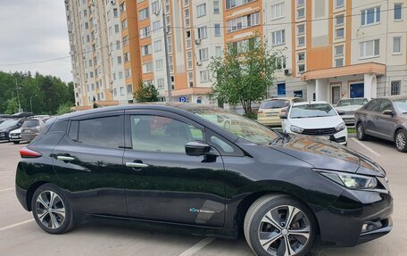Nissan Leaf II, 2018 год, 1 620 000 рублей, 7 фотография
