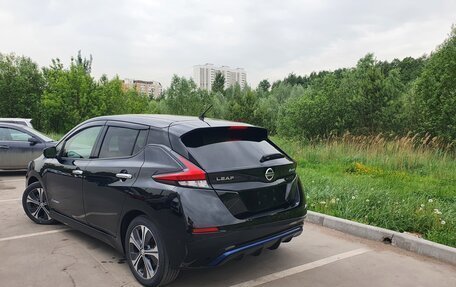 Nissan Leaf II, 2018 год, 1 620 000 рублей, 4 фотография