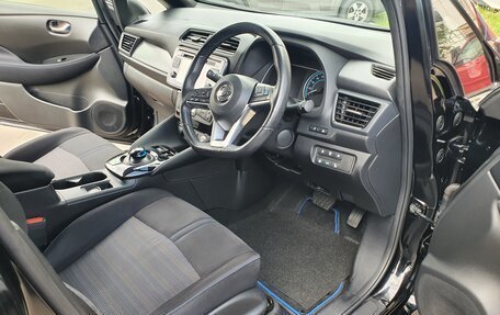Nissan Leaf II, 2018 год, 1 620 000 рублей, 19 фотография