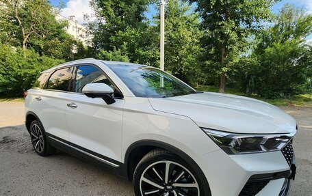 FAW Bestune T77, 2022 год, 2 670 000 рублей, 5 фотография