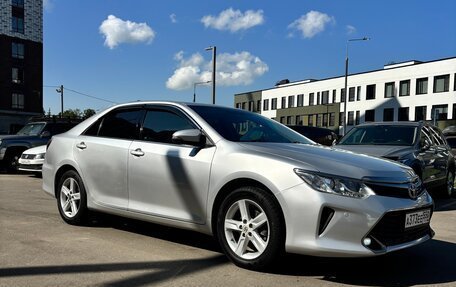Toyota Camry, 2018 год, 1 800 000 рублей, 2 фотография