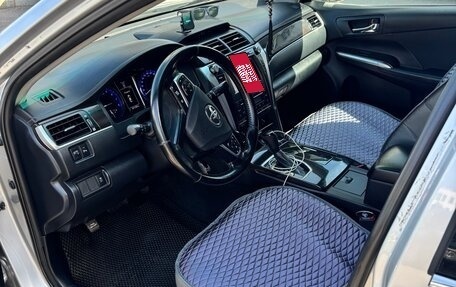 Toyota Camry, 2018 год, 1 800 000 рублей, 7 фотография
