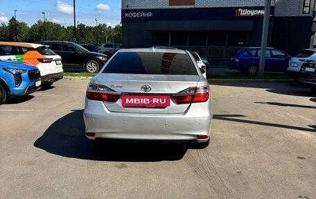 Toyota Camry, 2018 год, 1 800 000 рублей, 6 фотография