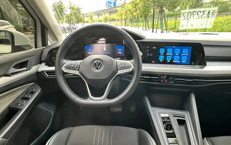Volkswagen Golf VIII, 2021 год, 1 450 000 рублей, 4 фотография