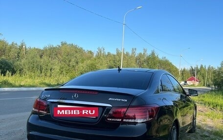 Mercedes-Benz E-Класс, 2011 год, 1 900 000 рублей, 2 фотография