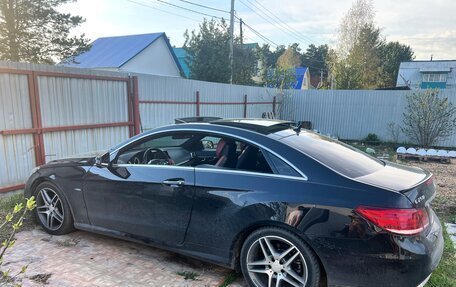 Mercedes-Benz E-Класс, 2011 год, 1 900 000 рублей, 13 фотография