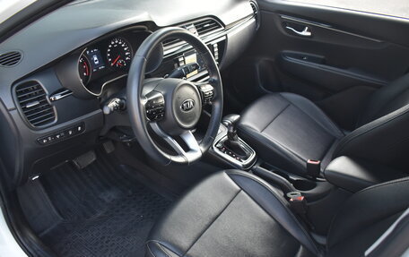 KIA Rio IV, 2018 год, 1 550 000 рублей, 7 фотография