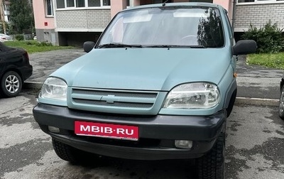 Chevrolet Niva I рестайлинг, 2005 год, 240 000 рублей, 1 фотография