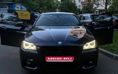 BMW 5 серия, 2014 год, 2 700 000 рублей, 2 фотография