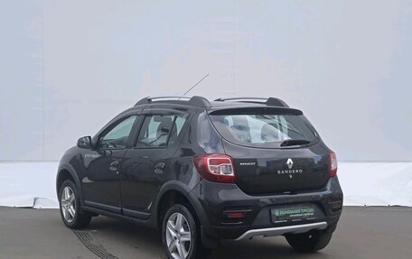 Renault Sandero II рестайлинг, 2016 год, 775 000 рублей, 7 фотография