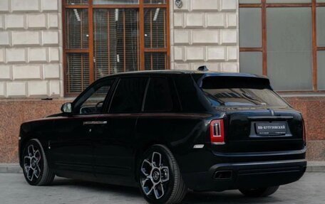 Rolls-Royce Cullinan, 2021 год, 41 000 000 рублей, 10 фотография