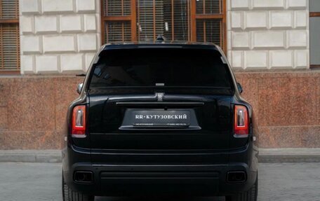 Rolls-Royce Cullinan, 2021 год, 41 000 000 рублей, 8 фотография