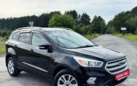 Ford Kuga III, 2017 год, 1 550 000 рублей, 2 фотография