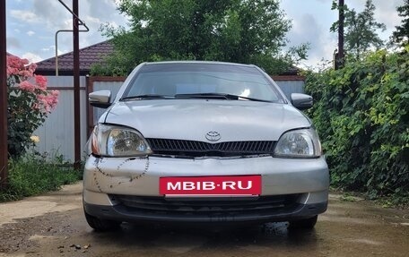Toyota Echo, 2001 год, 290 000 рублей, 2 фотография