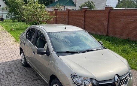 Renault Logan II, 2017 год, 890 000 рублей, 6 фотография