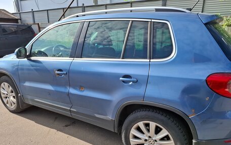 Volkswagen Tiguan I, 2011 год, 850 000 рублей, 2 фотография