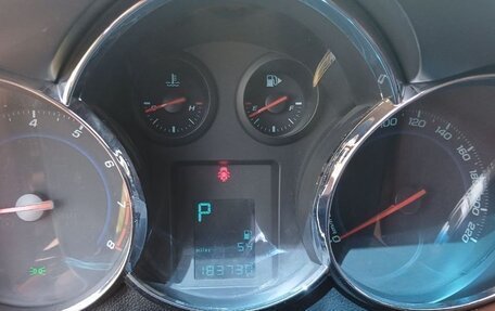 Chevrolet Cruze II, 2009 год, 620 000 рублей, 3 фотография