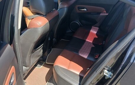 Chevrolet Cruze II, 2009 год, 620 000 рублей, 7 фотография