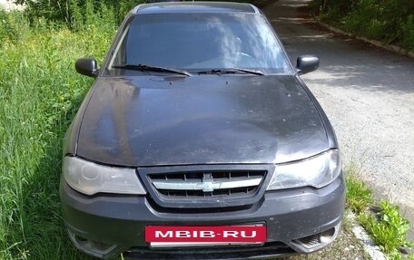 Daewoo Nexia I рестайлинг, 2010 год, 100 000 рублей, 4 фотография