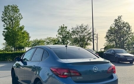 Opel Astra J, 2012 год, 890 000 рублей, 3 фотография