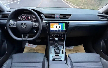 Skoda Superb III рестайлинг, 2022 год, 1 900 010 рублей, 6 фотография