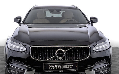 Volvo V90 Cross Country I рестайлинг, 2019 год, 3 500 000 рублей, 2 фотография