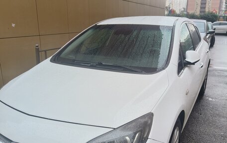 Opel Astra J, 2012 год, 920 000 рублей, 1 фотография