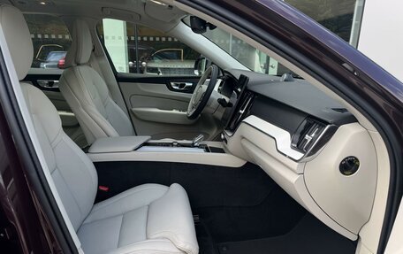 Volvo XC60 II, 2025 год, 10 120 000 рублей, 20 фотография
