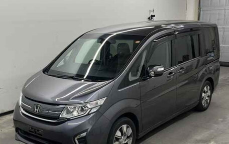 Honda Stepwgn IV, 2021 год, 1 600 000 рублей, 2 фотография