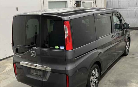 Honda Stepwgn IV, 2021 год, 1 600 000 рублей, 3 фотография
