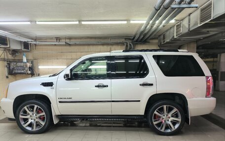 Cadillac Escalade III, 2011 год, 3 750 000 рублей, 3 фотография