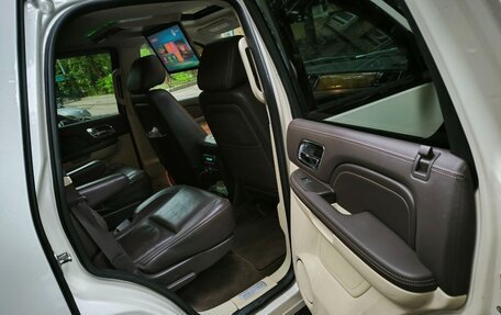 Cadillac Escalade III, 2011 год, 3 750 000 рублей, 12 фотография
