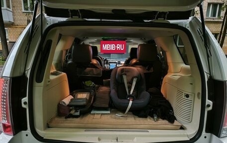 Cadillac Escalade III, 2011 год, 3 750 000 рублей, 10 фотография