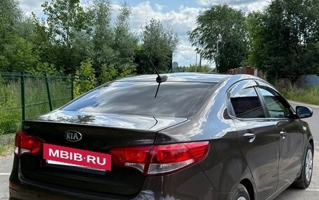 KIA Rio III рестайлинг, 2017 год, 870 000 рублей, 2 фотография